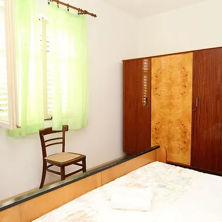 Apartment 10202a *